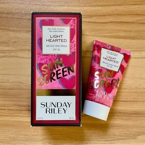 EXPIRED JULY 2023 Sunday Riley Light Hearted Broad Spectrum SPF 30 Sunscreen